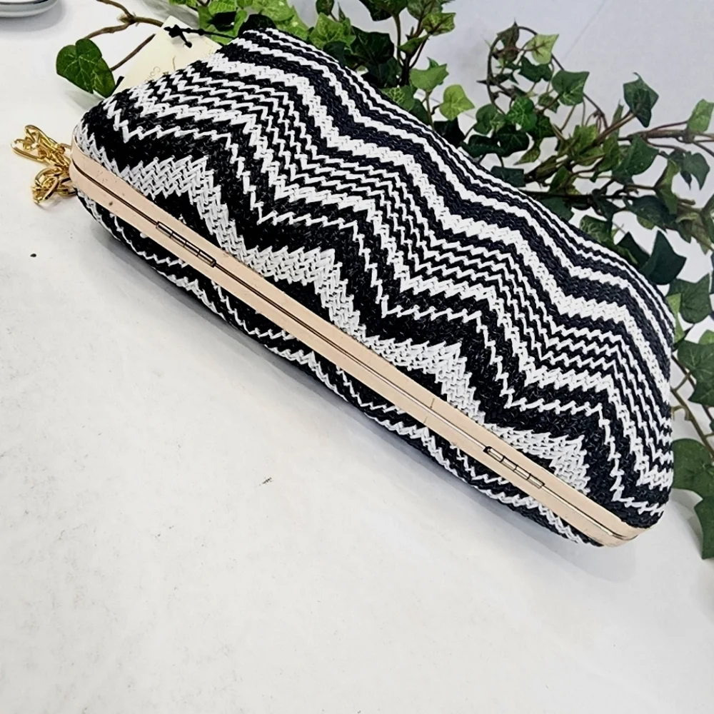 Black White Geometric Chevron Hard Case Clutch Bag New